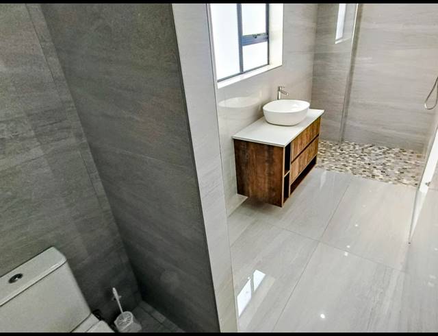 4 BEDROOM HOUSE FOR SALE IN FOUNTAINS ESTATE